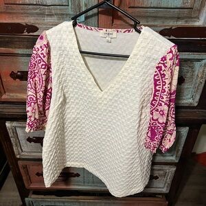 Size Large Umgee Top